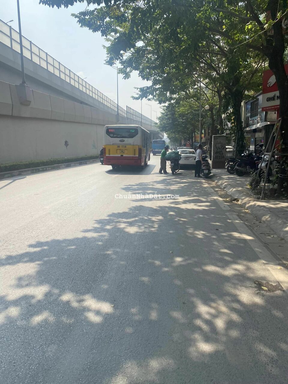 BÁN NHÀ MẶT ĐƯỜNG PHẠM VĂN ĐỒNG - VỊ TRÍ ĐẸP VỈA HÈ ĐÁ BÓNG KINH DOANH - DT 94M2 GIÁ CHÀO 26.2 TỶ BÁN NHÀ MẶT ĐƯỜNG PHẠM VĂN ĐỒNG - VỊ TRÍ ĐẸP VỈA HÈ ĐÁ BÓNG KINH DOANH - DT 94M2 GIÁ CHÀO 26.2 TỶ