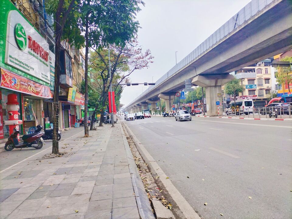 MẶT ĐƯỜNG QUAN TRUNG - VỊ TRÍ SIÊU ĐẸP VỈA HÈ ĐÁ BÓNG KINH DOANH DT 85M2 - MT 4.3M GIÁ NHỈNH 2X TỶ