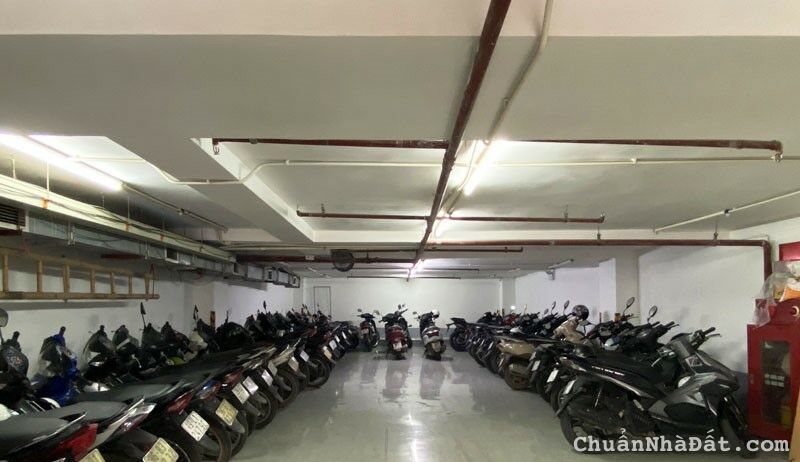 MẶT PHỐ TRẦN QUỐC TOẢN - VỊ TRÍ ĐẮC ĐỊA TRUNG TÂM QUẬN HOÀN KIẾM - HIẾM NHÀ BÁN KINH DOANH SẦM UẤT 