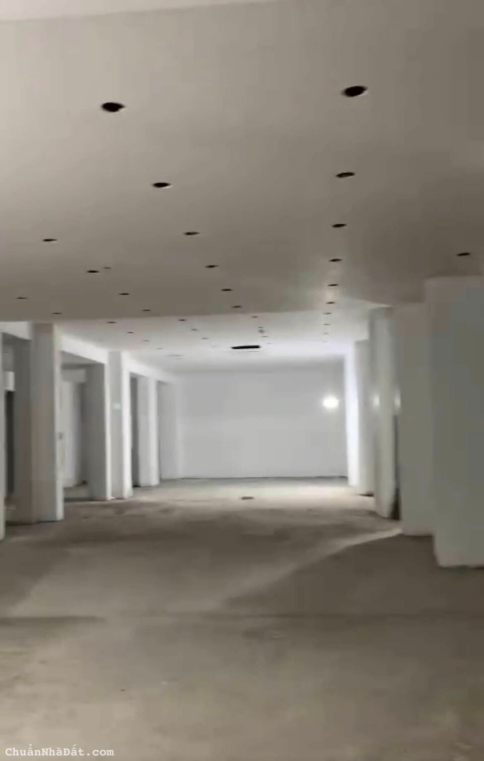 MẶT PHỐ TÂY SƠN - VỊ TRÍ ĐẮC ĐỊA - SIÊU HIẾM - VỈ HÈ ĐÁ BÓNG KINH DOANH SẦM UẤT NGÀY ĐÊM