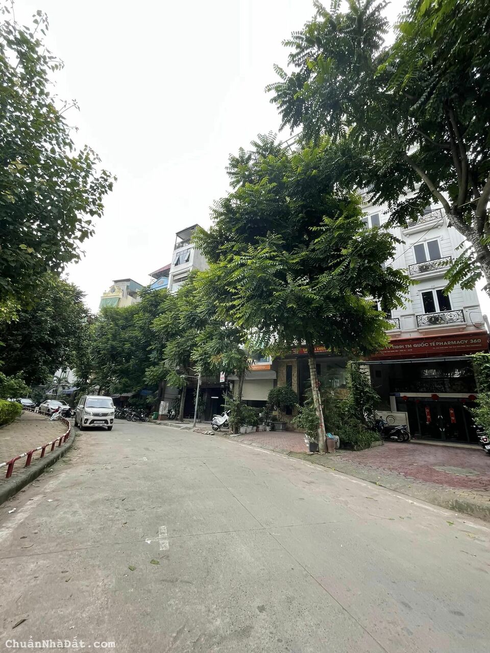 BÁN NHÀ NGÕ 71 TRẦN QUANG DIỆU - VỊ TRÍ VIP KINH DOANH - DT 116M2 GIÁ CHÀO 3X TỶ