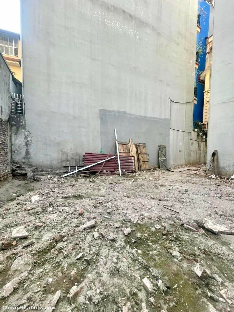 BÁN ĐẤT VỊ TRÍ VÀNG PHỐ CẦU GIẤY - Ô TÔ ĐỖ CỬA MẶT NGÕ KINH DOANH CÁCH PHỐ 20M