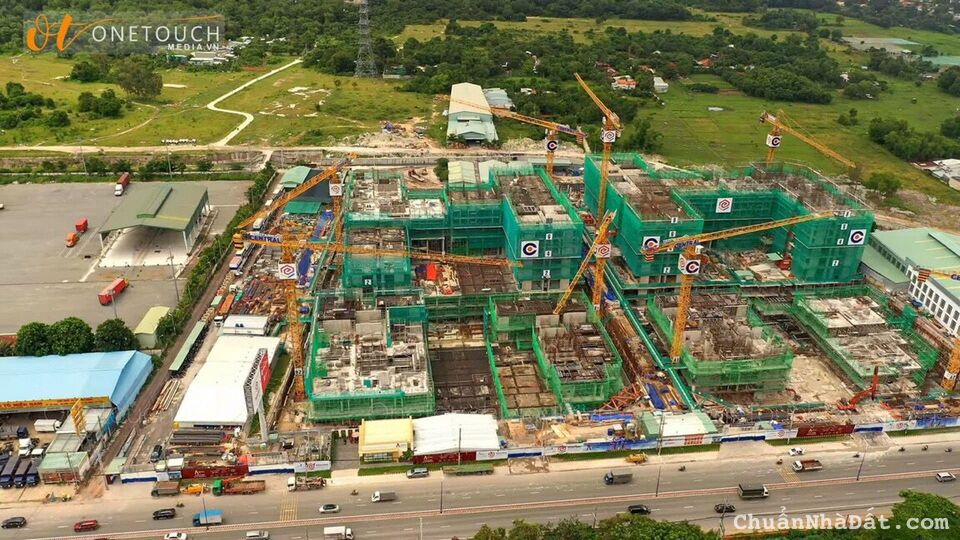 Cần bán căn hộ 2PN mặt tiền QL13 gần sân Golf Sông bé Cần bán căn hộ 2PN mặt tiền QL13 gần sân Golf Sông bé