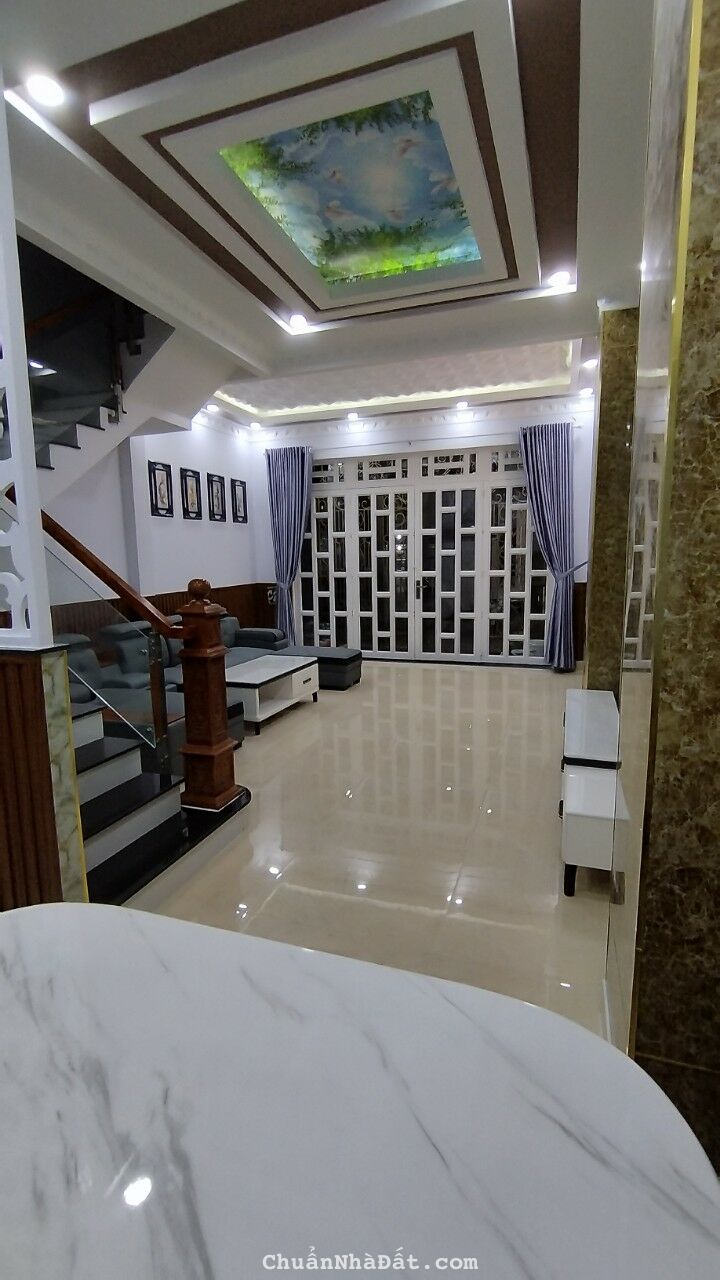 @ Nhà phố SHR, HXH, dt: 4.8m x 11m, Huỳnh Tấn Phát, TT. Nhà Bè