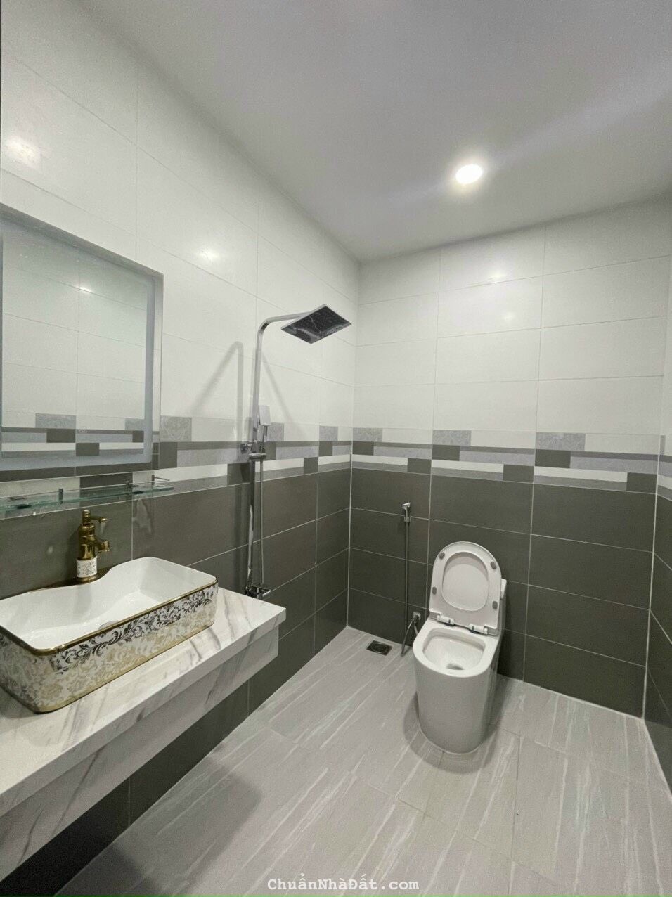 @ Bán nhà SHR, dt: 4m x 20m, Huỳnh Tấn Phát, TT. Nhà Bè.