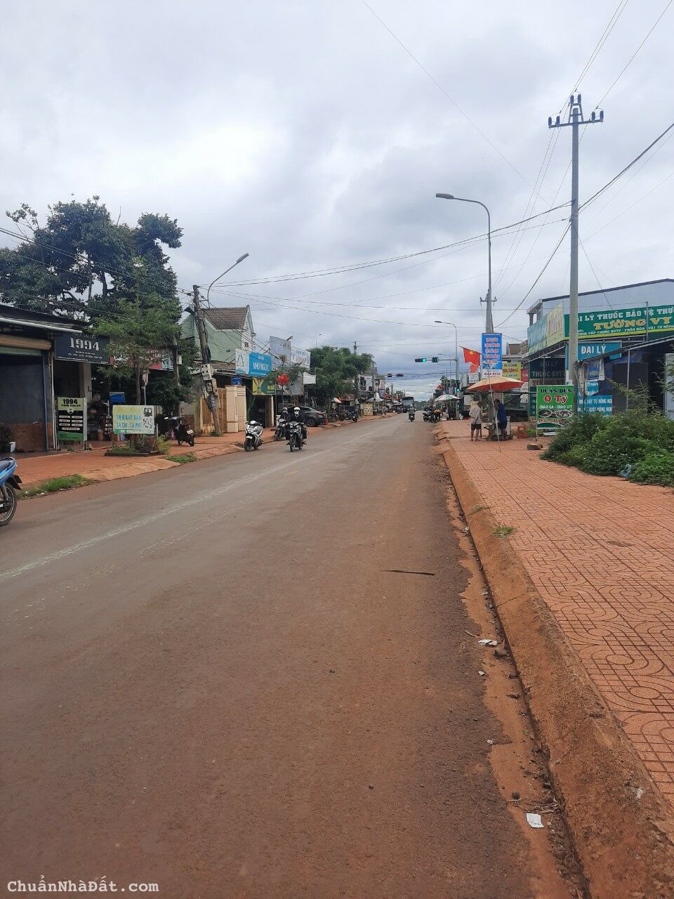 🍀 Chính chủ cần bán 132m2 đất thổ cư, ngang 6 ngay KDC đông đúc giá chỉ 900tr