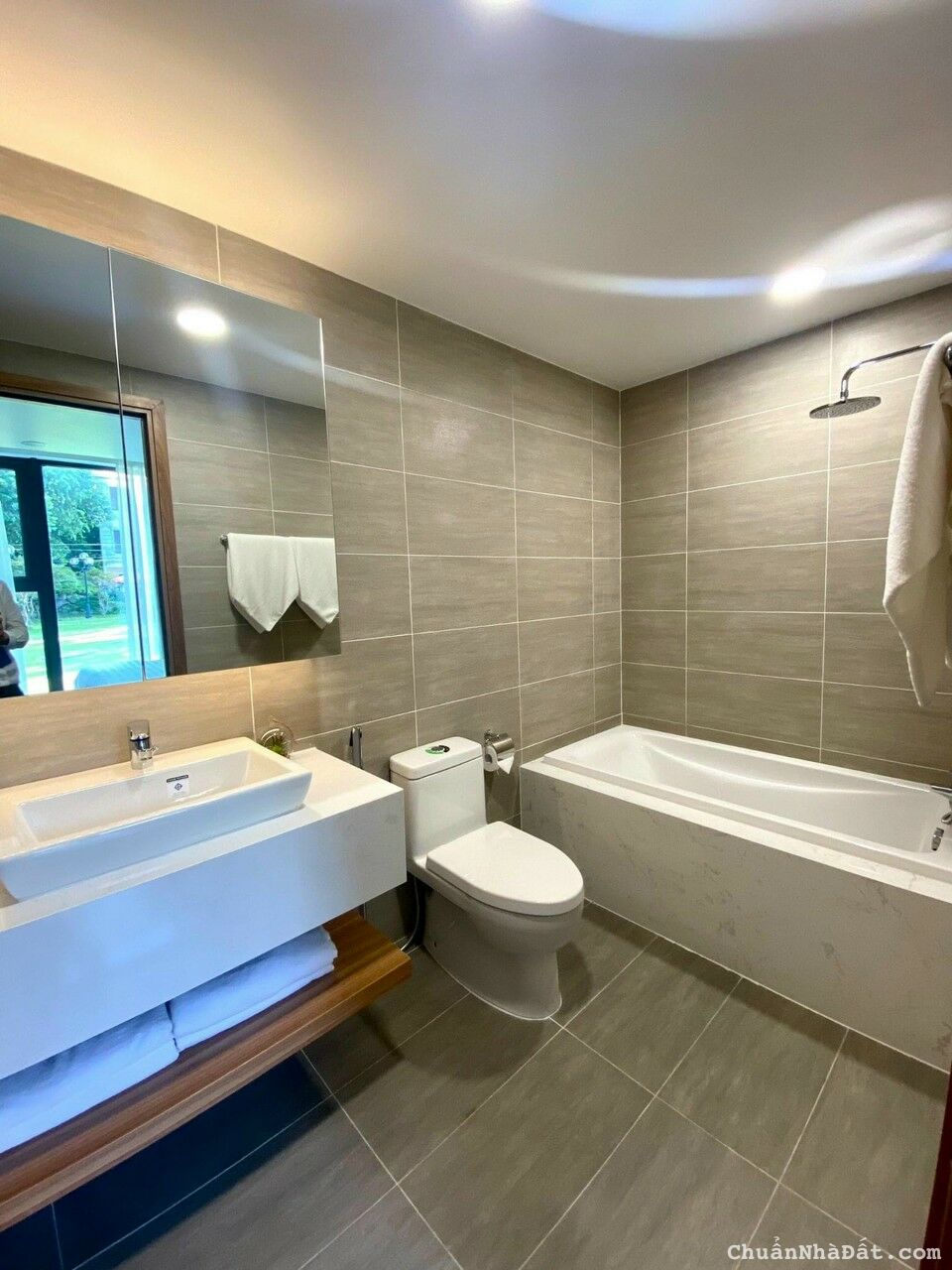 𝐈𝐌𝐏𝐄𝐑𝐈𝐔𝐌 𝐓𝐎𝐖𝐍 Nha Trang CĂN HỘ VIEW BIỂN TRIỆU ĐÔ