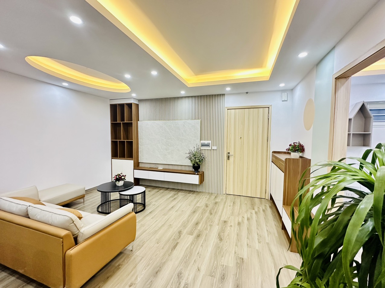 Cần bán nhanh căn hộ 2+1 phòng ngủ, full nội thất thiết kế đồng bộ tại KDT Thanh Hà Cienco 5 Cần bán nhanh căn hộ 2+1 phòng ngủ, full nội thất thiết kế đồng bộ tại KDT Thanh Hà Cienco 5