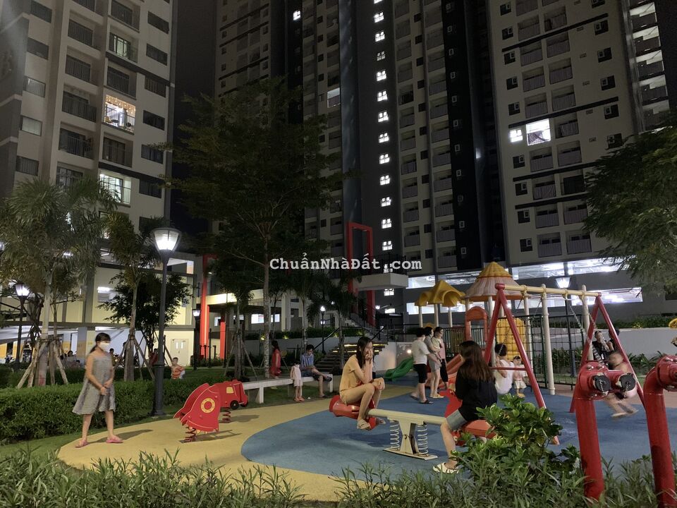 Cần ra căn 1PN tầng trung - View nội khu