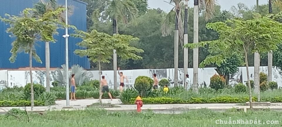 Bán đất nền ngay chợ Khánh Bình _ Tân Uyên Bán đất nền ngay chợ Khánh Bình _ Tân Uyên