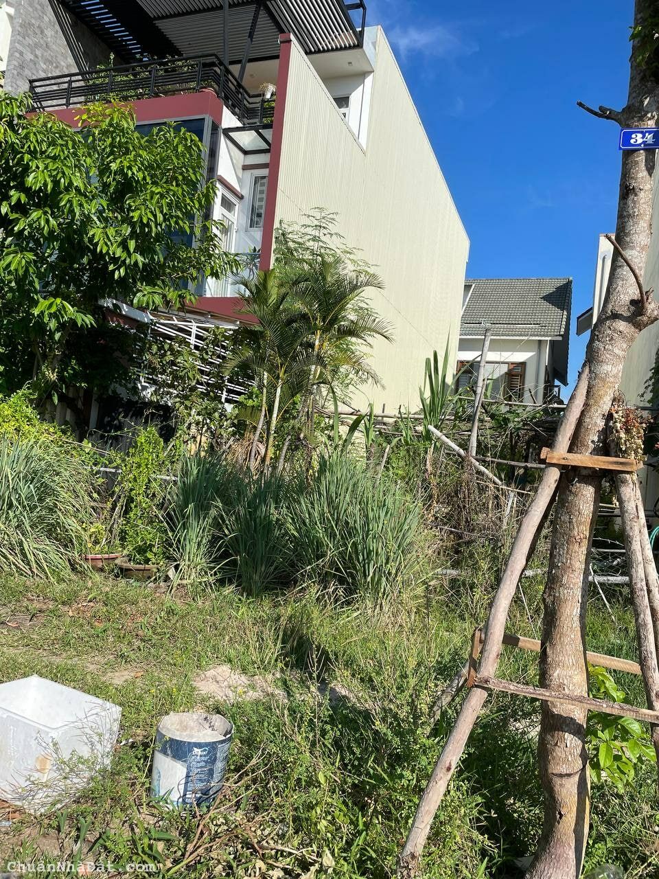 lô đất duy nhất trên đường Hồ Nghinh dt 7x 25. giá 4 tỷ xxx( x bé) giá rẻ hơn thị trường. 