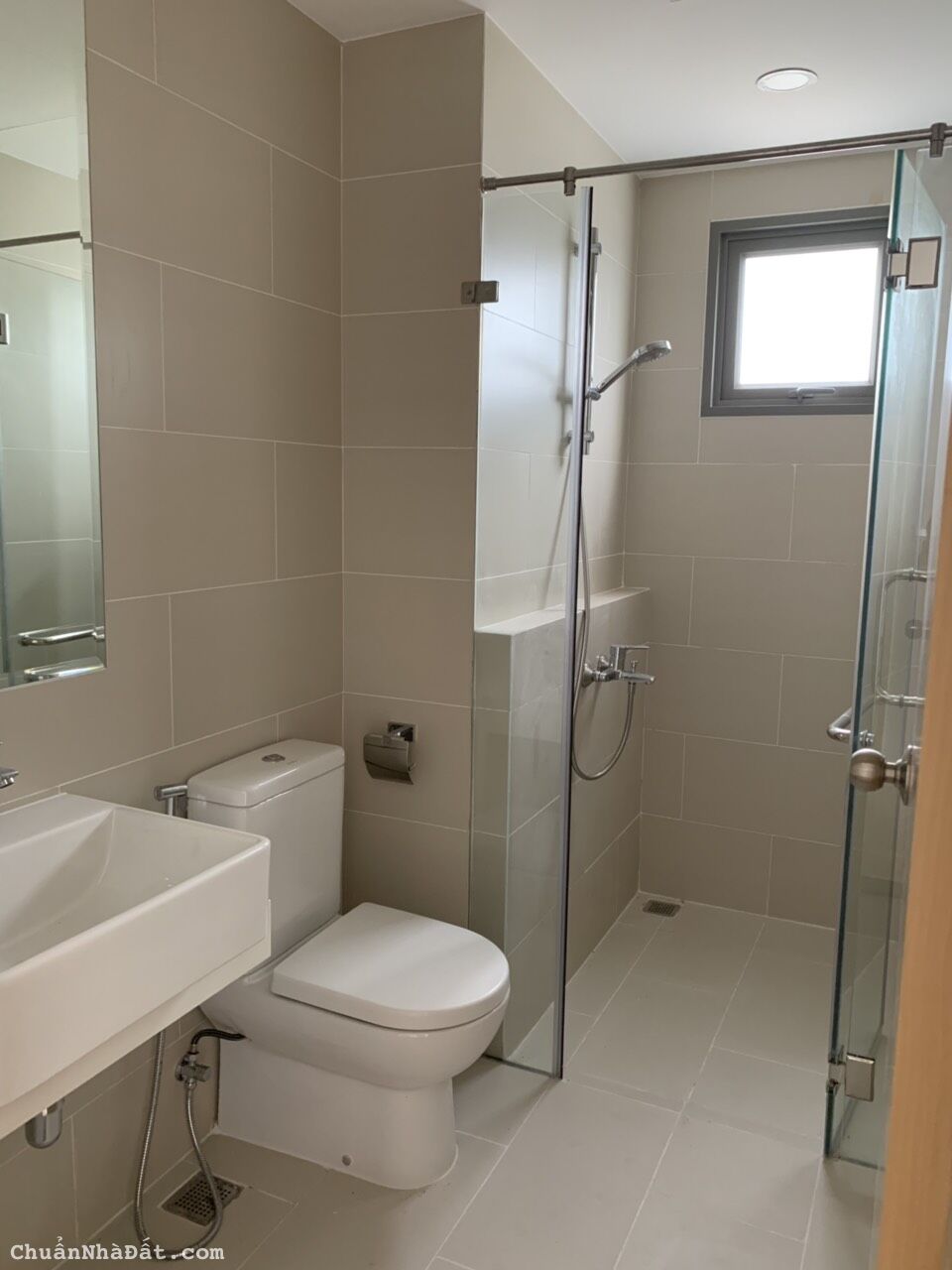 Cho thuê nhanh căn 98m² An Gia Riverside căn góc giá 12tr/ tháng có máy lạnh và rèm cửa