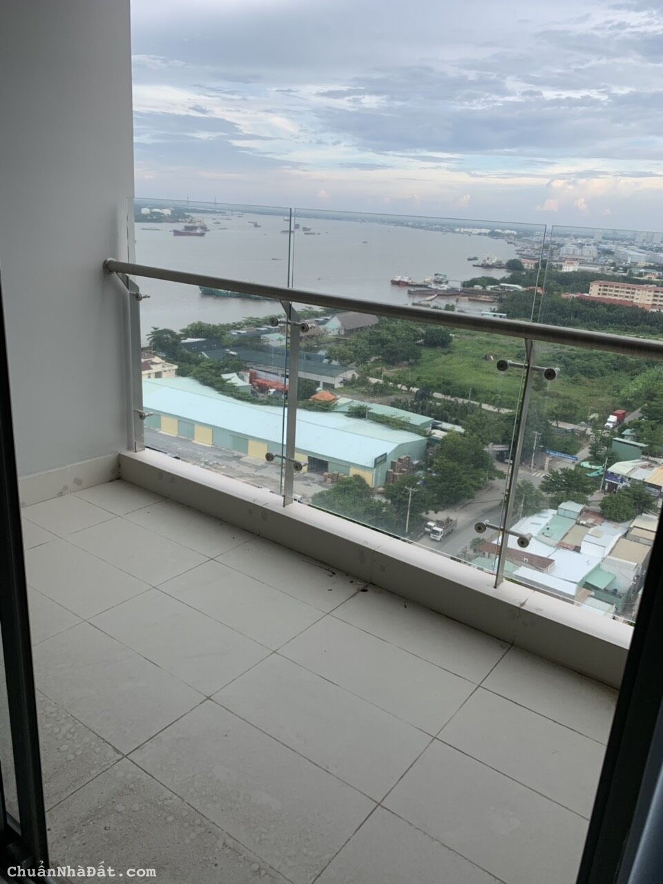 Cho thuê nhanh căn 98m² An Gia Riverside căn góc giá 12tr/ tháng có máy lạnh và rèm cửa