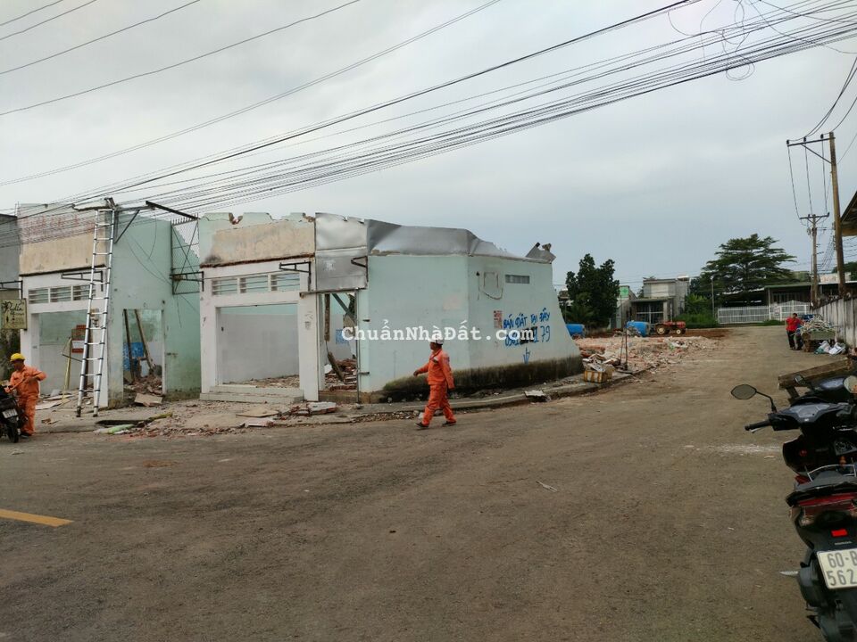 Bán đất Hưng Thịnh cách Ql 1A 500m giá 1tỉ4 full thổ cư sổ hồng riêng