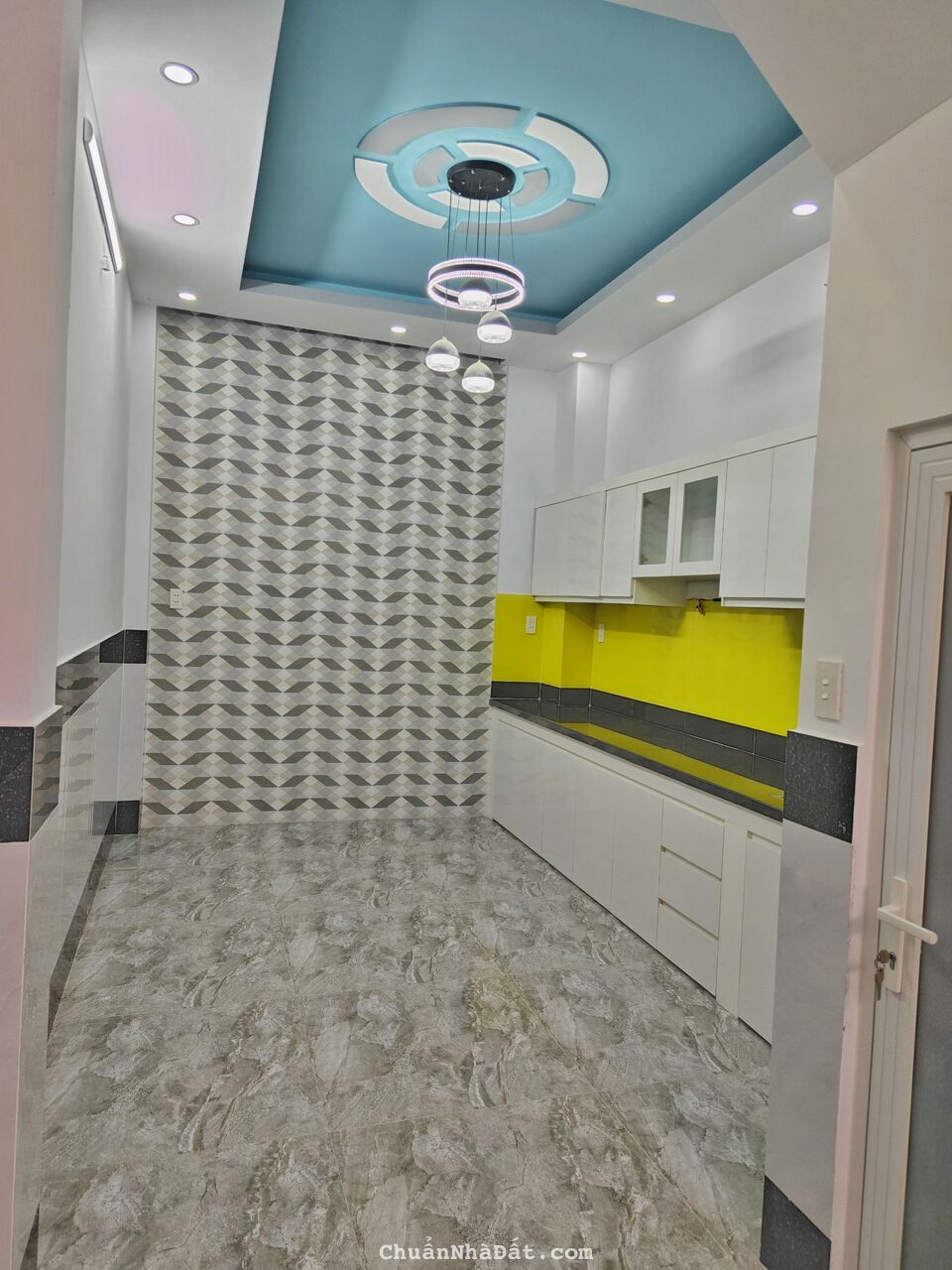 Chính chủ  A:L:O 0933944419 2 căn liền kề 3.8 x 12 , hẻm 4.5 ,cần B:Á:N , từ 2.7 tỷ/căn  Có sổ hồng