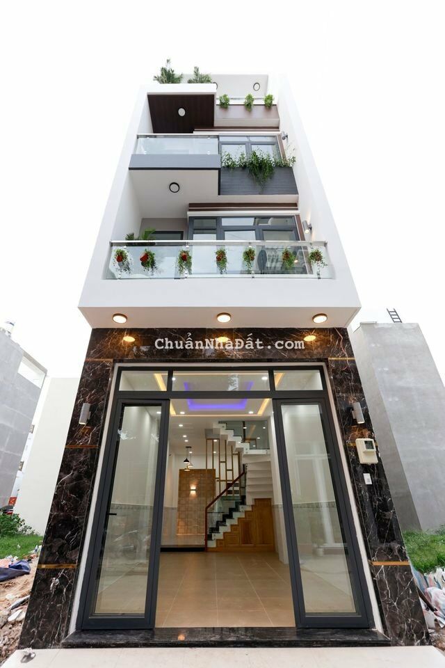 Nhà bán Hiệp thành 43  , 3tỷ 250 triệu , Sổ hồng riêng  , 2 lầu + Sân thượng, HXH 5m , 0933944419