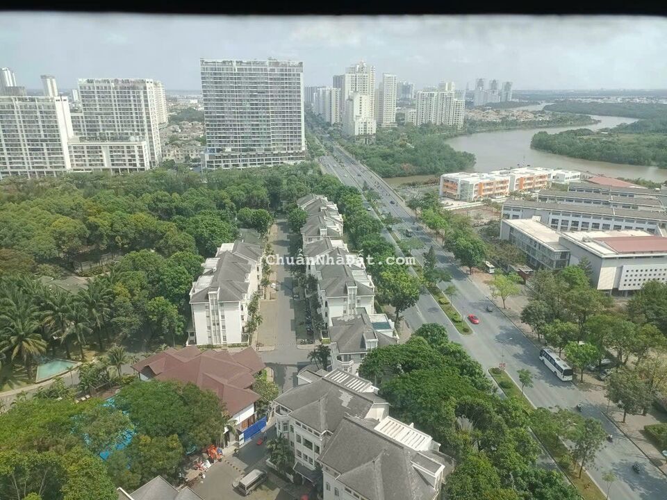 Cho thuê và bán Golden King Officetel cả sàn 220m2, 130tr/th, 28 tỷ. LH em Hoàng Anh 0828447766