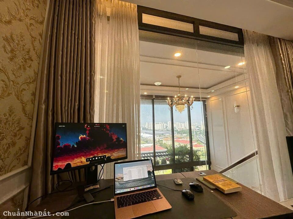 Bán căn hộ Duplex The View Riviera Point 145m2, 3 phòng ngủ, giá 8,9 tỷ. LH 0828447766 em Hoàng Anh