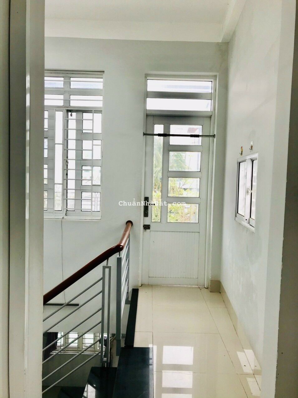 Bán nhà 3 tầng mặt tiền gần Đại học Nha Trang Bán nhà 3 tầng mặt tiền gần Đại học Nha Trang