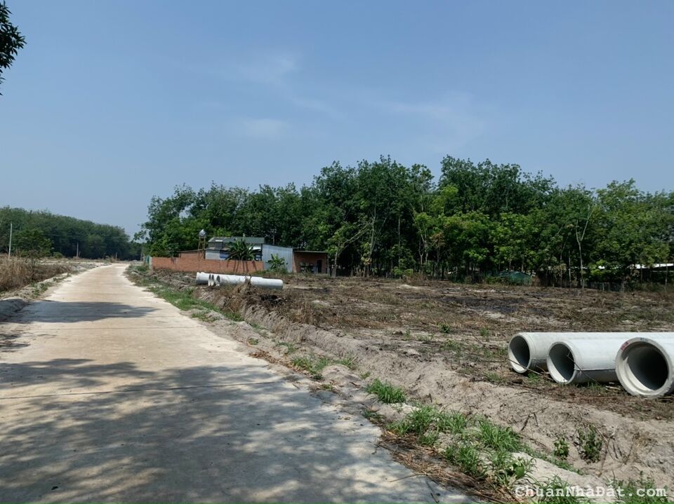 Bán đất chính chủ hơn 1000m2 tại Thị Xã Chơn Thành giữa 3 cụm khu công nghiệp. Giá 490tr. 