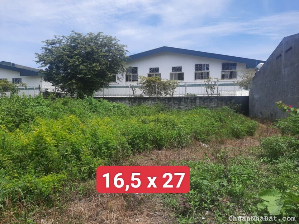 Cần bán 3 lô đất liền kề sát KCN SHR thổ cư 100% Cần bán 3 lô đất liền kề sát KCN SHR thổ cư 100%