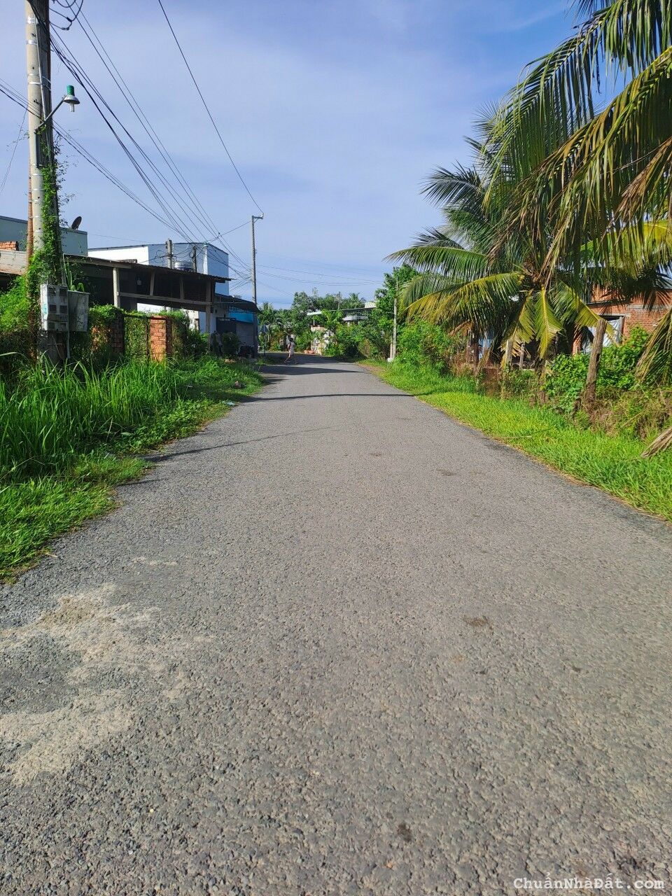 Cần bán gấp lô đất nằm sát sau lưng trường cấp 2 và cách KCN Chà Là chỉ 200m Cần bán gấp lô đất nằm sát sau lưng trường cấp 2 và cách KCN Chà Là chỉ 200m