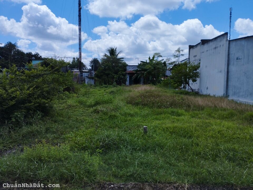 Chính chủ bán lô đất đối diện trường THCS Chà Là giá sinh viên 700tr, LH: 07.888.53.730 Tuyến