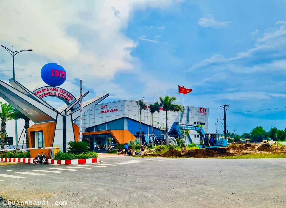 Gia đình cần tiền bán lô đất ODT ngay trung tâm hành chính Thủ Thừa, Long An