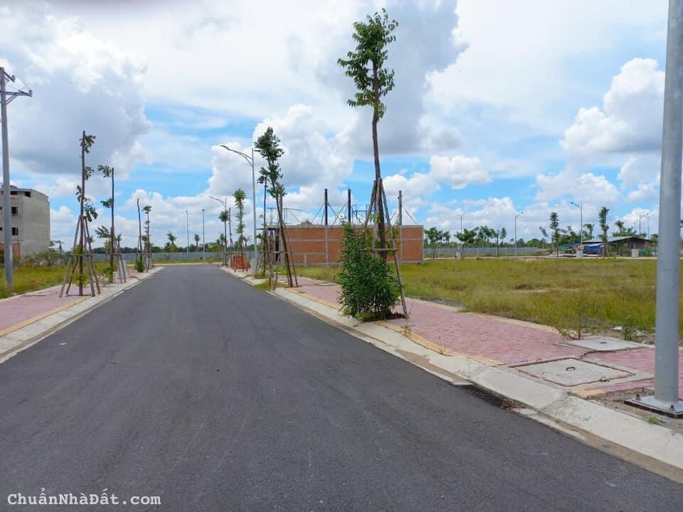 Cô Mai cần bán lô đất Biệt Thự 220m2 Trung Tâm TT Thủ Thừa SHR