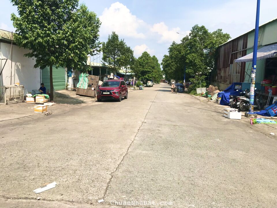 Bán lô đất đối diện trường học ở KĐT Mỹ Phước 3