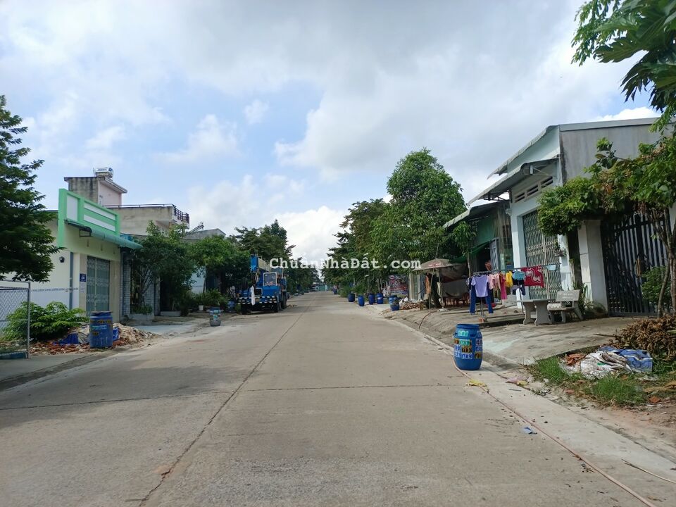 Đất chính chủ sổ hồng riêng cần bán nhanh giá rẻ