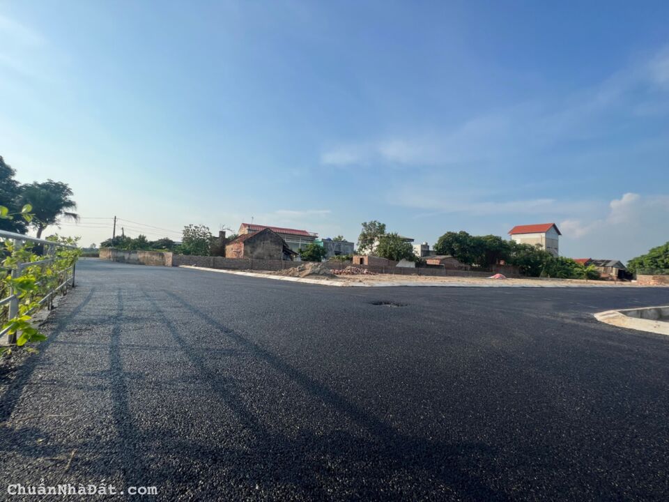 Bán đất thổ cư giá rẻ ven Hà Nội - đường 6m 