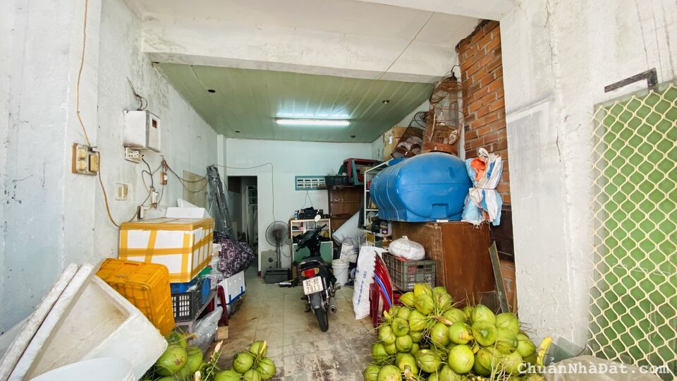 Bán nhà nát ngay đường Tháp Bà hẻm xe máy thông chỉ 1tỷ695 Bán nhà nát ngay đường Tháp Bà hẻm xe máy thông chỉ 1tỷ695