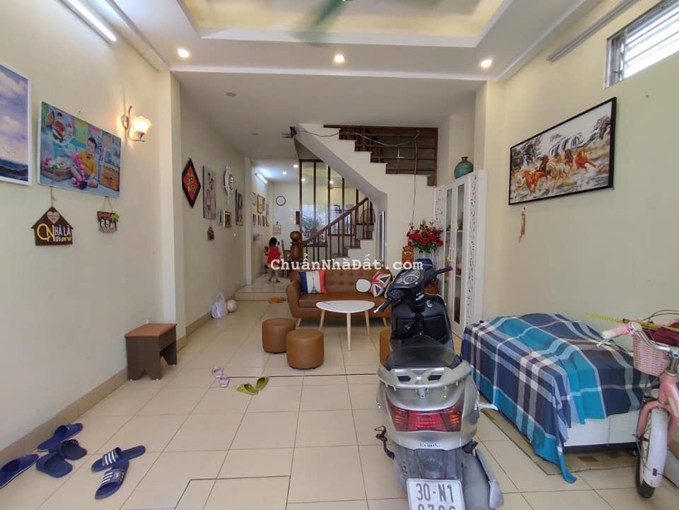 Bán nhà Phú Diễn 5.2 tỷ, 4 tầng, ô tô vào nhà, view thoáng vĩnh viễn, lô góc