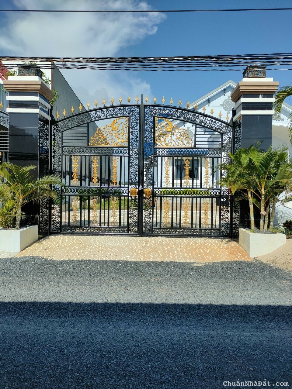 Chu ket tiền bán căn biệt thự mini thich hợp nghi duong 