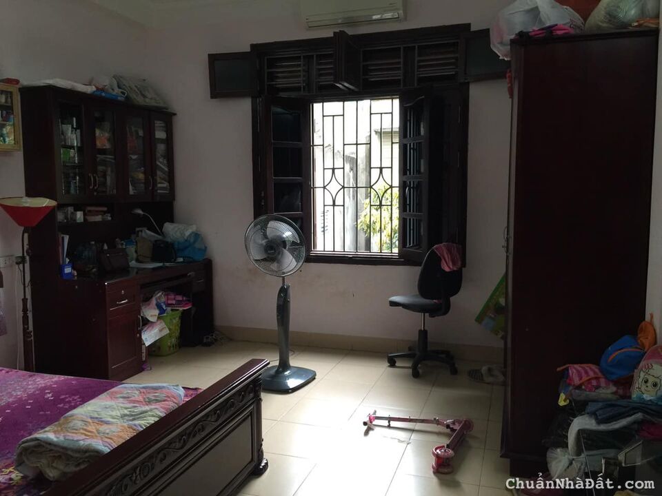 Bán nhà Cầu Giấy 45m, 4 tầng, 4 ngủ, 4.3 tỷ