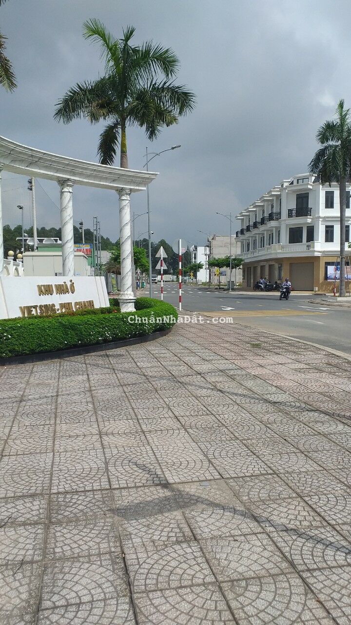 CẦN BÁN GẤP LÔ ĐẤT , TẠI PHÚ CHÁNH TÂN UYÊN BÌNH DƯƠNG