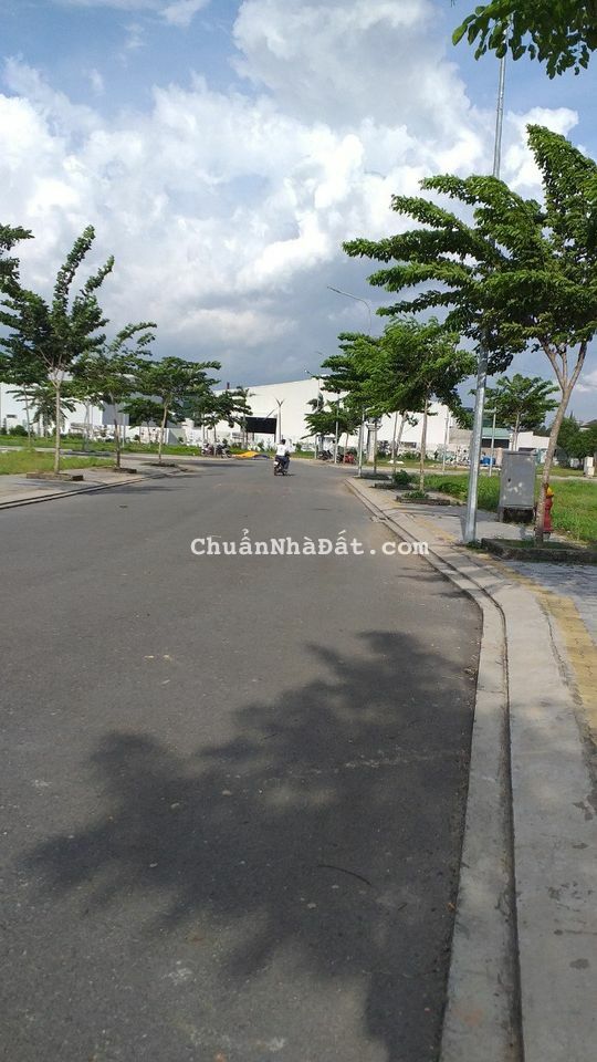 SĨ NHANH 15 LÔ ĐẤT  , TẠI KHÁNH BÌNH TÂN  UYÊN BÌNH DƯƠNG 