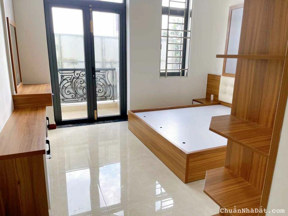 BÁN NHÀ MẶT PHỐ LIỀN KỀ THÍCH HỢP Ở VÀ KINH DOANH GIÁ ĐẦU TƯ