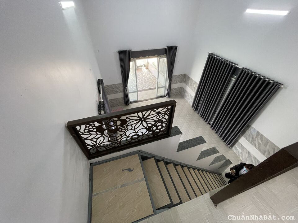 Bán đất sẵn nhà cấp 4 còn mới tại Hiệp Thạnh, Đức Trọng giá 2.35 tỷ