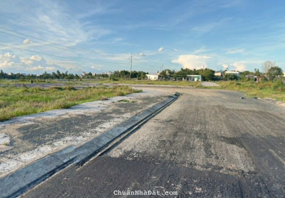 Nhất cận thị nhì cận giang tam cận lộ nhanh tay mua ngay đất MT đường Nguyễn Văn Tạo, Nhà Bè SHR