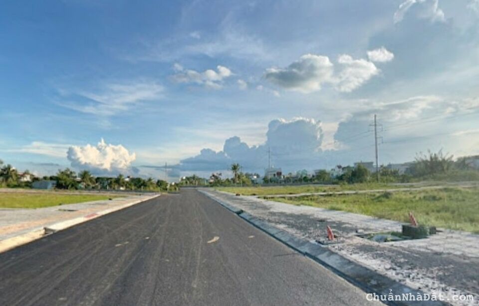 Nhất cận thị nhì cận giang tam cận lộ nhanh tay mua ngay đất MT đường Nguyễn Văn Tạo, Nhà Bè SHR