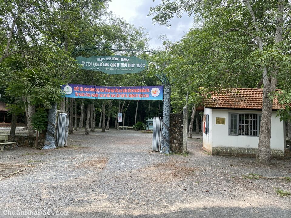 Nợ ngân hàng cần bán nhanh miếng đất 249,5m2, gần Trung tâm hành chính mới 