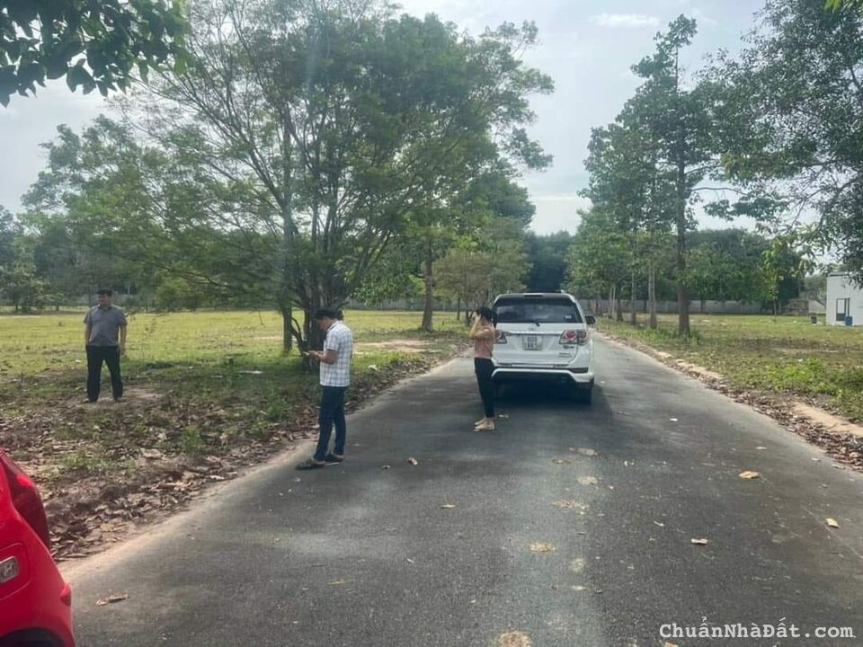 Chuyển về quê sinh sống cần bán 449m2 đất nhà vườn, đường nhựa Chuyển về quê sinh sống cần bán 449m2 đất nhà vườn, đường nhựa