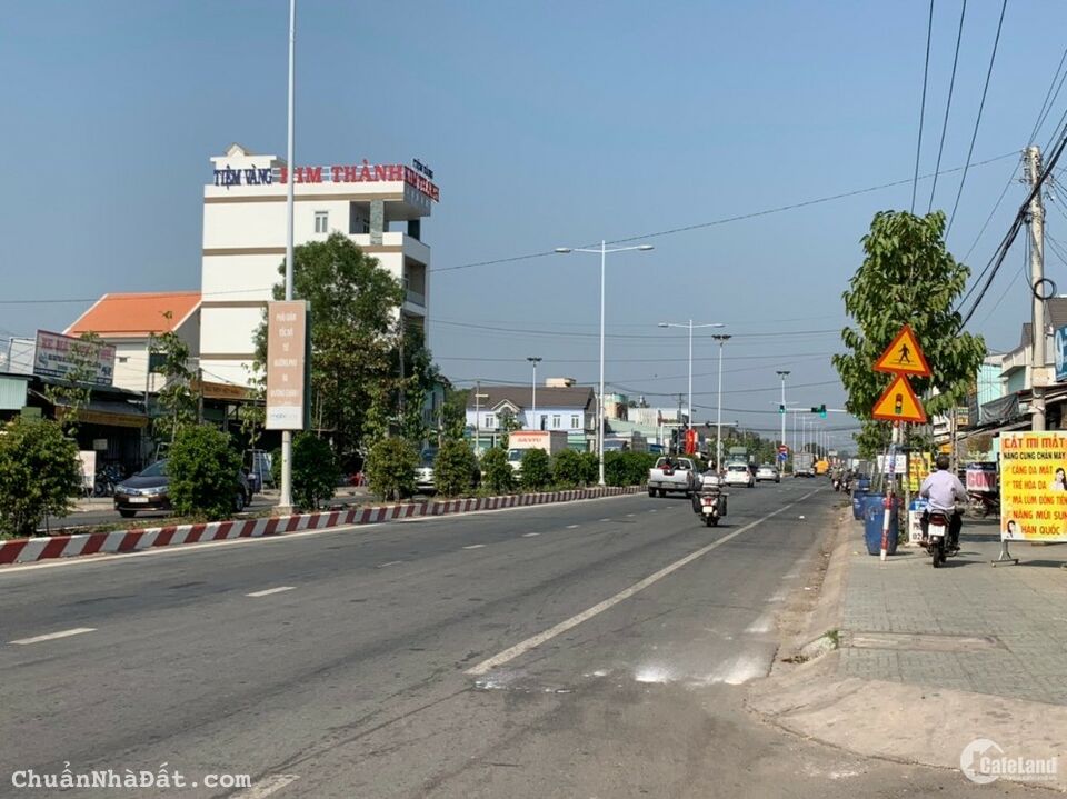 Chính chủ cần bán miếng đất 450m2, ngay gần trường đại học Việt Đức