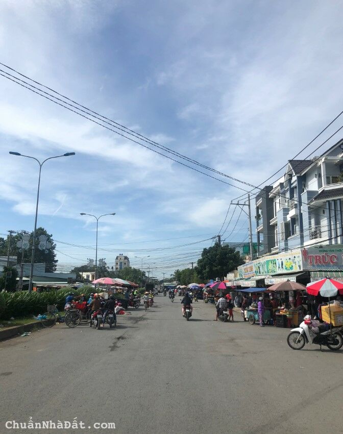 Đất Nền 92m2 Đối Diện Chợ Gò Đen, Bến Lức, SHR