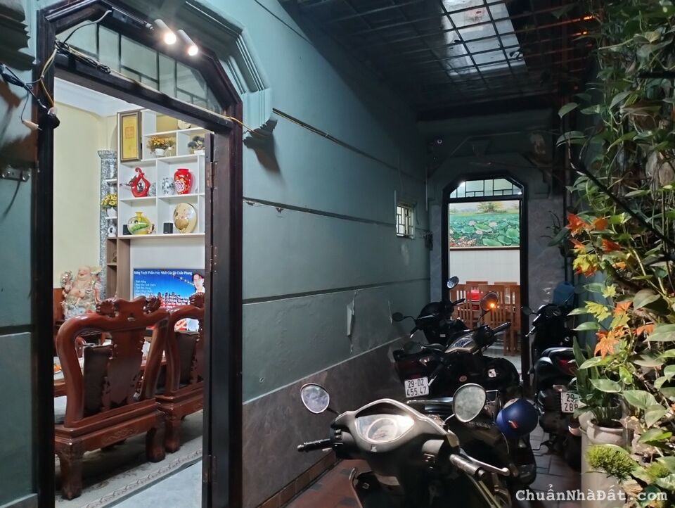 Bán nhà phố Bạch Mai, Ô TÔ QUA 3 THOÁNG, 56m2 giá 7.48 tỷ