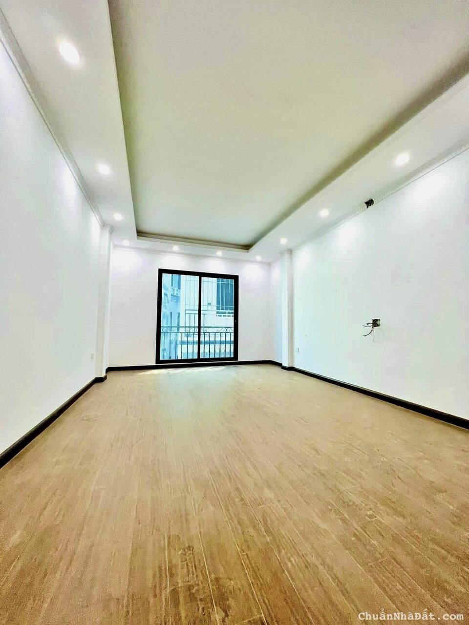 Bán nhà mới đẹp sang phố Trương Định, 5 tầng 3 ngủ, giá 3.65 tỷ