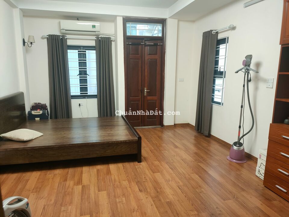 Bán nhà Thanh Nhàn, lô góc thoáng sáng, sang xịn đẹp, giá 5 tỷ Bán nhà Thanh Nhàn, lô góc thoáng sáng, sang xịn đẹp, giá 5 tỷ