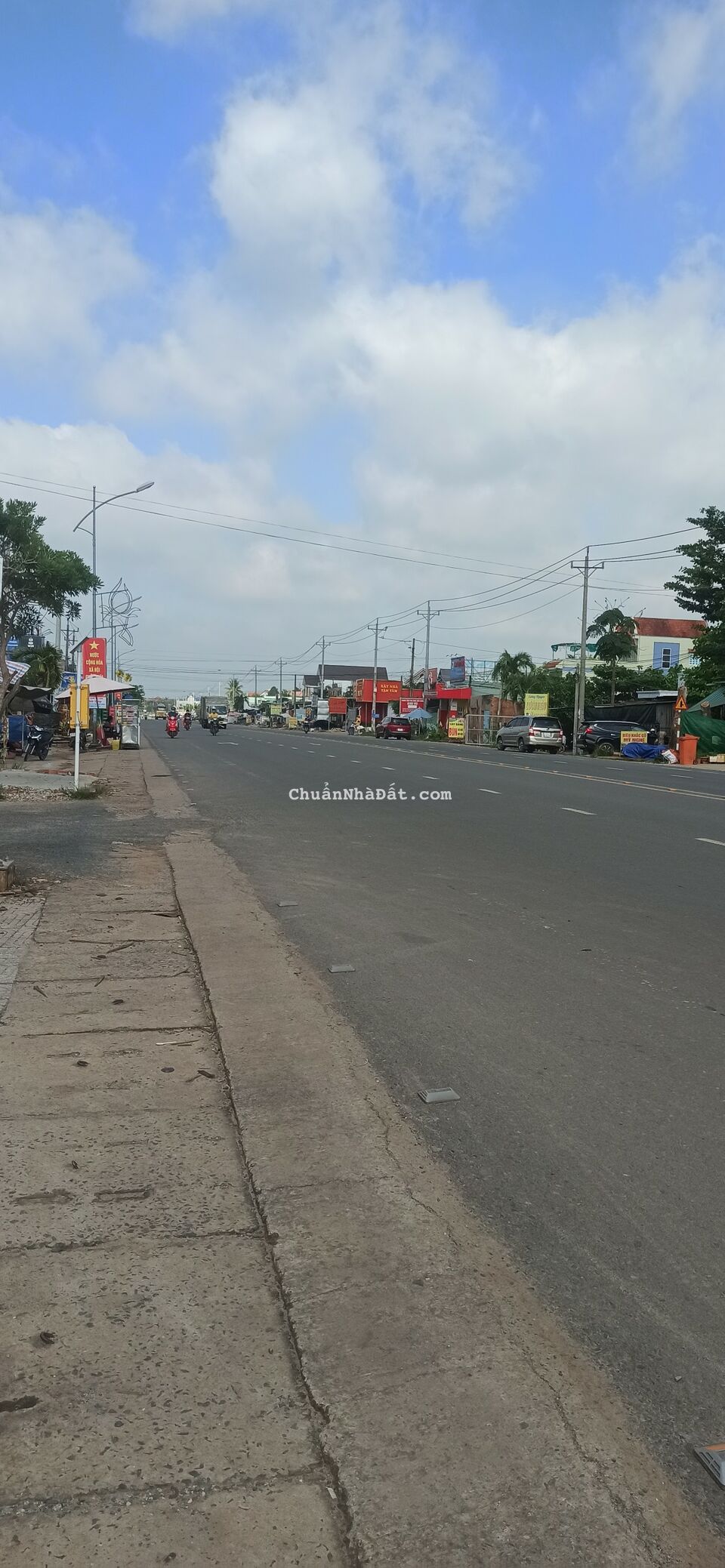 Bán gấp lô đất 70m2 chưa định vị.